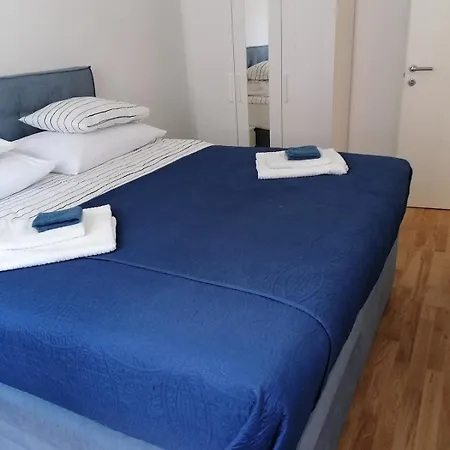 Apartament Marine *