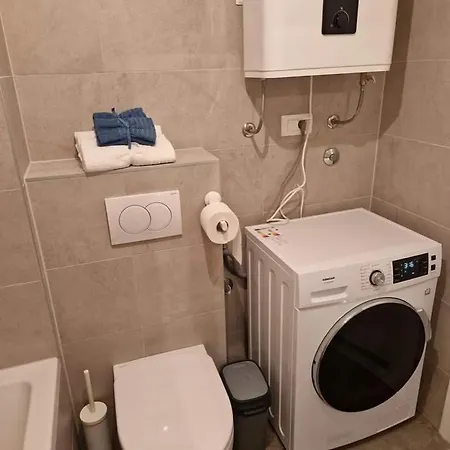 Marine Apartment *